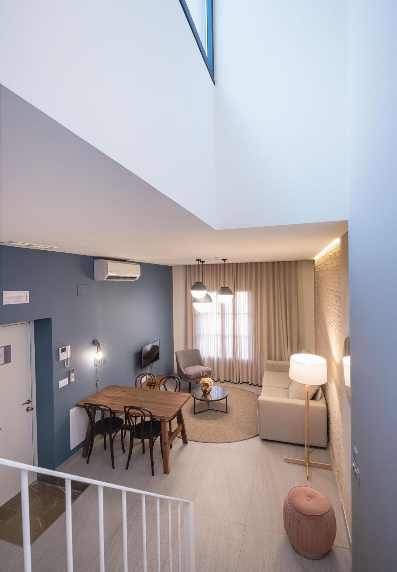 Terra Triana Apartments Σεβίλλη Εξωτερικό φωτογραφία